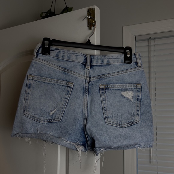 TOPSHOP MOM SHORTS - Picture 2 of 2